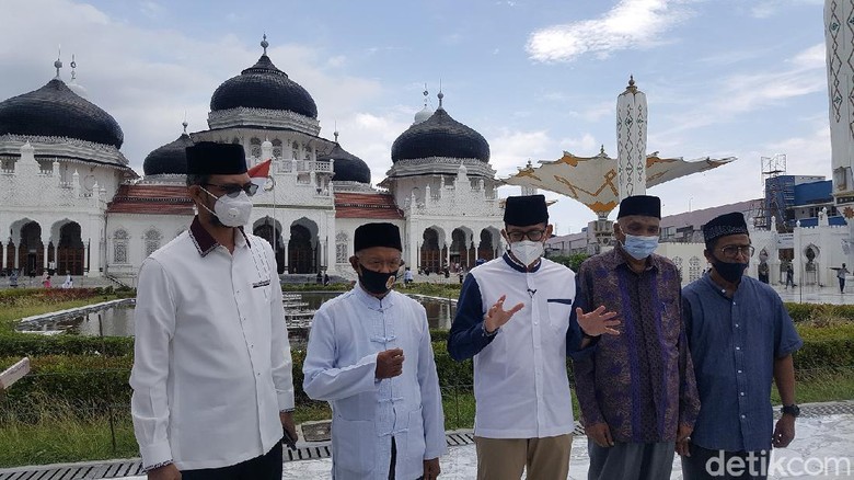 Sandiaga Uno Menparekraf Sandiaga Uno di Banda Aceh.