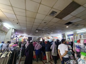 Pasar Tanah Abang Berjubel, Pemprov DKI Ringkas 20 Pintu Masuk
