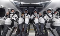Astronaut NASA kembali dengan kapsul SpaceX