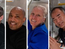 Detik-detik Astronaut Nyemplung ke Laut dari Antariksa