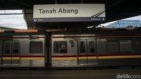 Sementara itu, PT Kereta Commuter Indonesia (KCI) menjelaskan perihal penyesuaian perjalanan KRL yang tidak lagi berhenti di Stasiun Tanah Abang pada pukul 15.00-19.00 WIB. Hal itu karenakan KCI mencatat adanya peningkatan pengguna KRL.