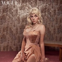 Menurut Vogue, foto cover Billie Eilish mencetak sejarah, menjadi unggahan yang paling cepat mendapatkan 1 juta like di Instagram. Foto: Instagram/@billieeilish