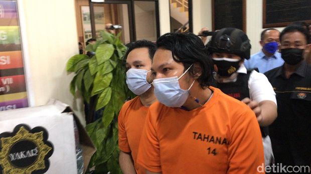 Daniel Mardhany ditangkap karena narkoba