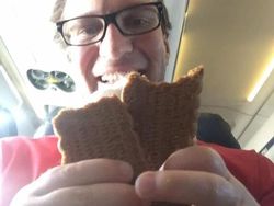 Awas! Foto Ini Bikin Mata Terkecoh