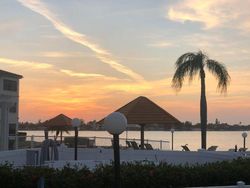 Awas! Foto Ini Bikin Mata Terkecoh