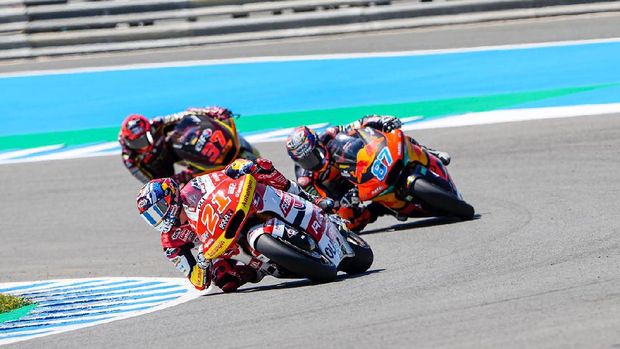 Indonesia Racing Team melalui pebalap Federal Oil Gresini Team meraih podium juara di Moto2 Spanyol, Minggu (2/5/2021)