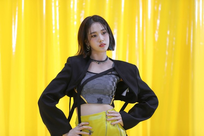 Namun, tak sedikit netizen Korea yang menilai J STAYC dan Yoona memancarkan kecantikan tersendiri. “Keduanya cantik, tapi tidak mirip,” komentar seorang netizen. Foto: dok. HIGH UP Entertainment