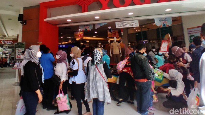 Jelang Lebaran, Pasar di Berbagai Daerah Ini Diserbu Pengunjung Jelang Lebaran, Pasar di Berbagai Daerah Ini Diserbu Pengunjung