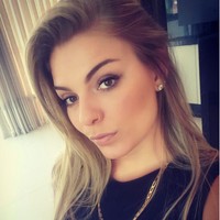 Selama beberapa hari Jessyca menginap di rumah temannya untuk menenangkan diri karena putus dari kekasihnya. Pada 21 April, sekitar pukul 7 pagi, temannya mendengar suara tembakan dari kamar Jessyca tempat ia tidur. Foto: Instagram