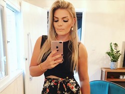 Foto: Model Cantik yang Diduga Bunuh Diri dengan Menembakkan Kepala