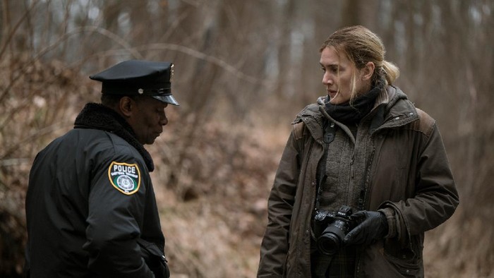 Kate Winslet dalam Mare of Easttown