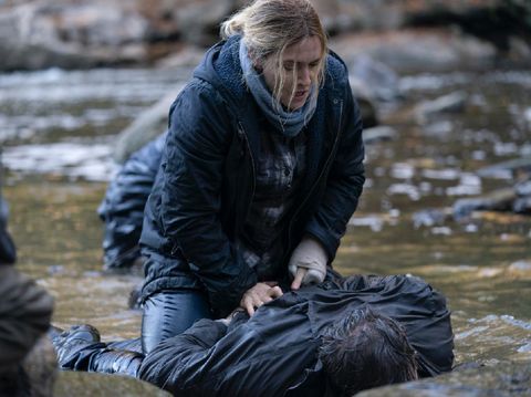 Kate Winslet dalam Mare of Easttown