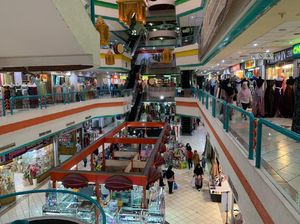 Keluh Kesah Pedagang Jembatan Merah Plaza: H-9 Lebaran Masih Sepi