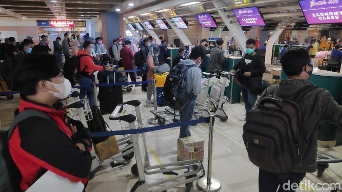 Syarat naik pesawat di bandara sultan hasanuddin makassar 2021