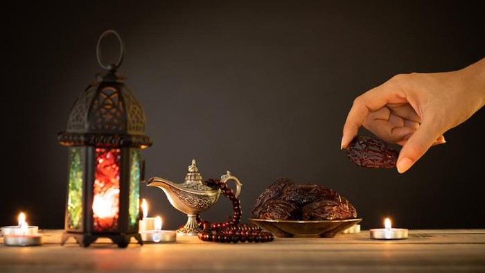 Cara Sederhana Nabi Muhammad SAW saat Sahur dan Berbuka Puasa
