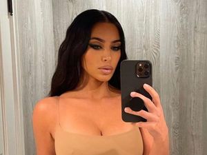 Kim Kardashian Tutup KKW Beauty Usai Resmi Cerai