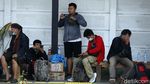 Stasiun Pasar Senen Ramai Jelang Pengetatan Larangan Mudik