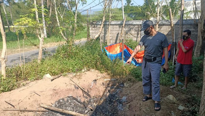 Lokasi anjing mati dibakar di pacitan