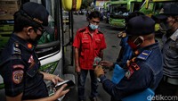 Ramp check armada bus angkutan mudik ini dilakukan sebelum sopir bus melakukan perjalanan.