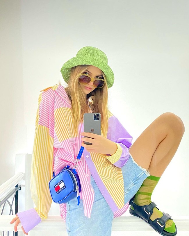 Saat masih berpacaran, keduanya kerap memperlihatkan kemesraan di media sosial, yang membuat banyak netizen iri. Foto: Instagram @mimimoocher