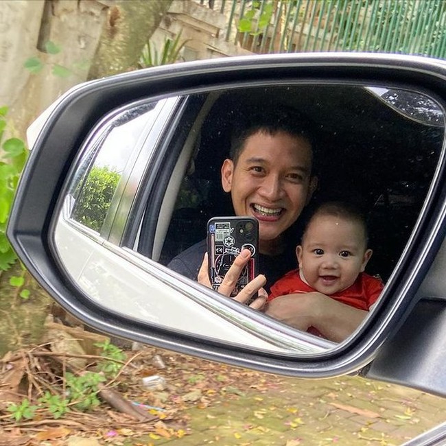 Rezky Aditya sendiri terkenal sebagai seorang aktor dan model yang memiliki paras rupawan. Rezky mengawali karier di dunia hiburan pada tahun 2003 dengan menjadi model. Foto: Instagram/@thereal_rezkyadhitya