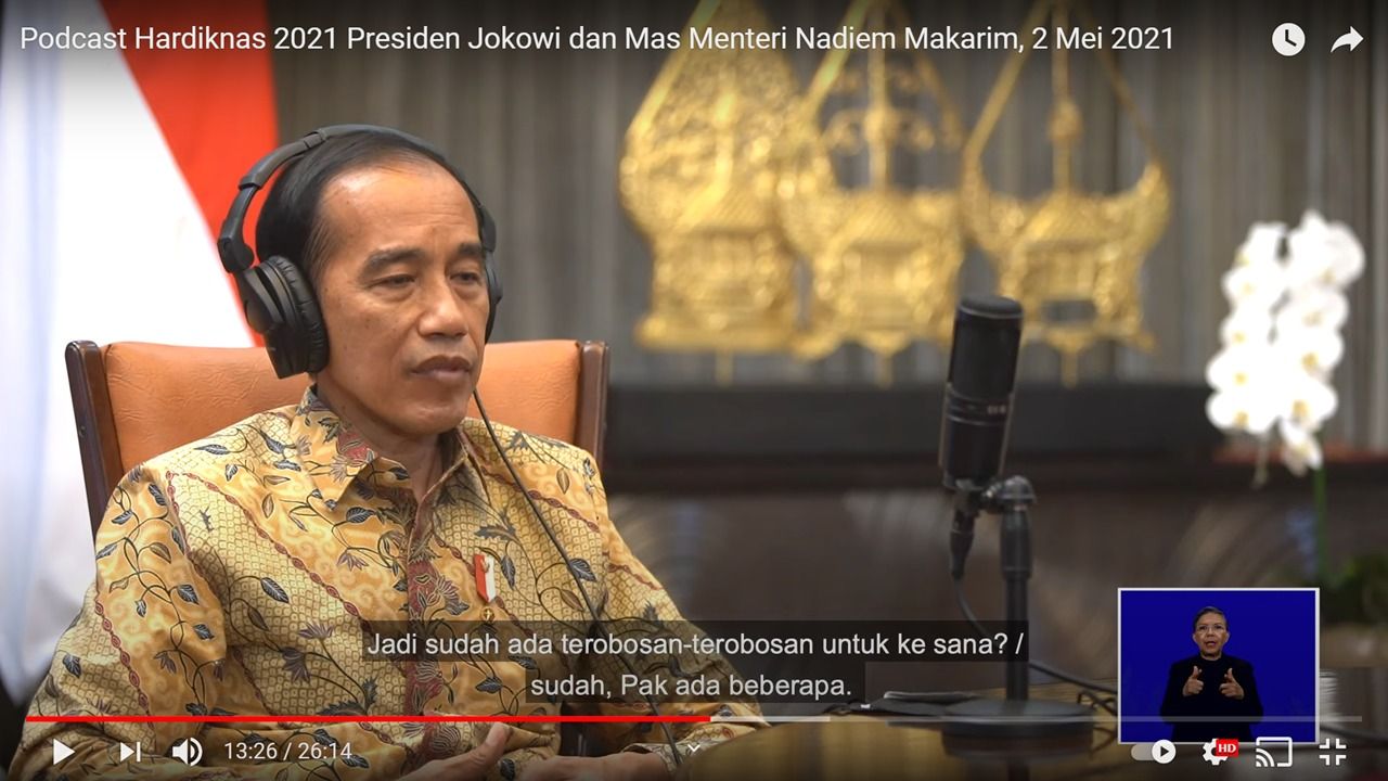 Screenshot podcast Jokowi bersama Nadiem Makarim