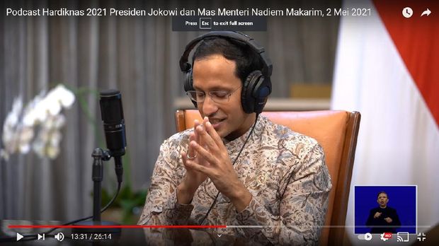 Screenshot podcast Jokowi bersama Nadiem Makarim