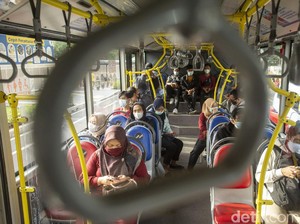 Syarat Naik TransJakarta Selama Perpanjangan PPKM Level 4