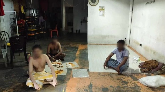 Tega! Pegawai Restoran Ini Dikurung dan Dilarang Makan Setelah Kerja