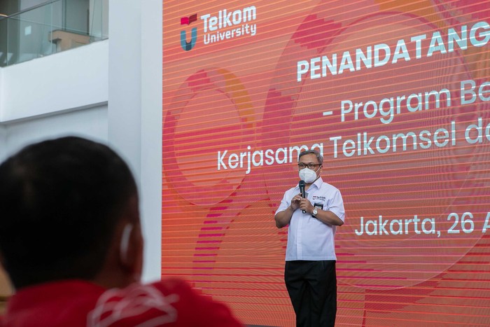 Rektor Telkom University Adiwijaya.