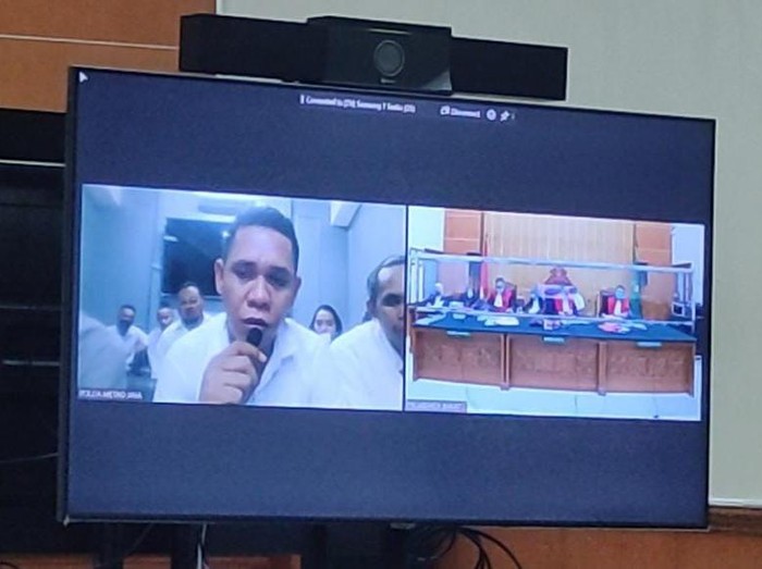 Anak buah John Kei, Bony Haswerus bersaksi di persidangan kasus penyerangan Green Lake City