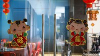 ide Royal Jade Chinese Restourant dibuat langsung oleh istri dari pemilik hotel yang masih berdarah Tiongkok. 
