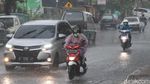 Bandung Diguyur Hujan Deras hingga Tergenang