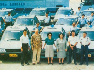 Cikal Bakal Blue Bird, Bu Djoko Dulu Jualan Batik dan Telur