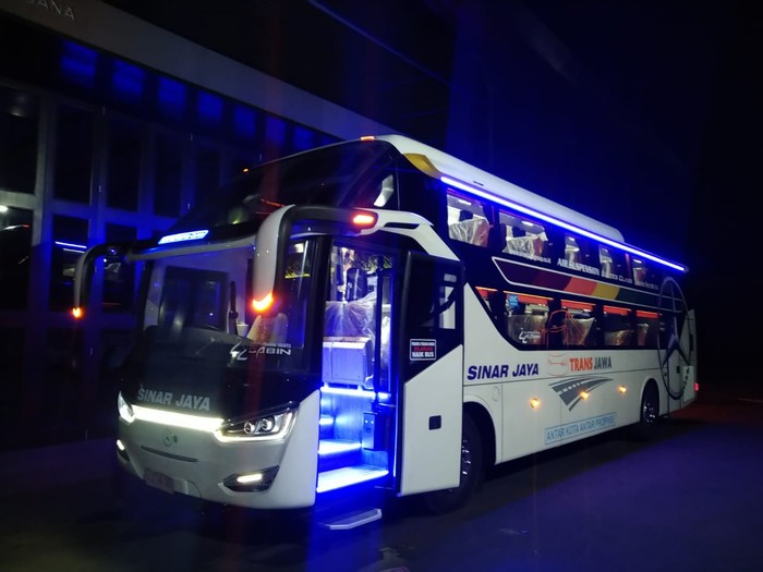 Bus suites class PO Sinar Jaya