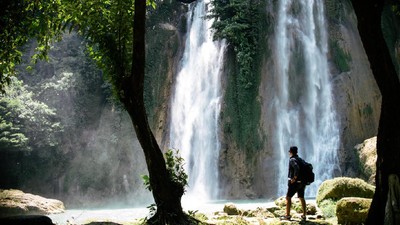 3 Rekomendasi Curug Cantik Buat Ngabuburit di Jawa Barat, Mirip Lukisan Ilahi