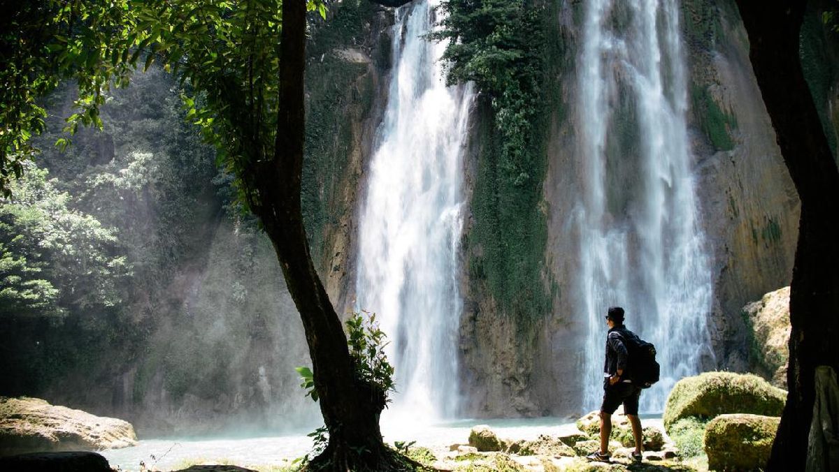 Curug Cikaso: Keindahan Sukabumi yang Bikin Kamu Lupa Pulang  