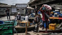 Biaya yang dikeluarkan warga untuk melakukan mudik ini cukup membayar Rp. 25.000 saja untuk kawasan Bekasi.