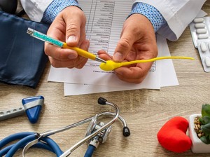 Menelan Sperma Bisa Bikin Awet Muda, Mitos atau Fakta?