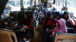 Jelang Larangan Mudik, Terminal Pulo Gebang Ramai