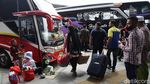 Jelang Larangan Mudik, Terminal Pulo Gebang Ramai