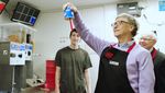 Kenangan Melinda dan Bill Gates Makan Bareng Sebelum Berpisah