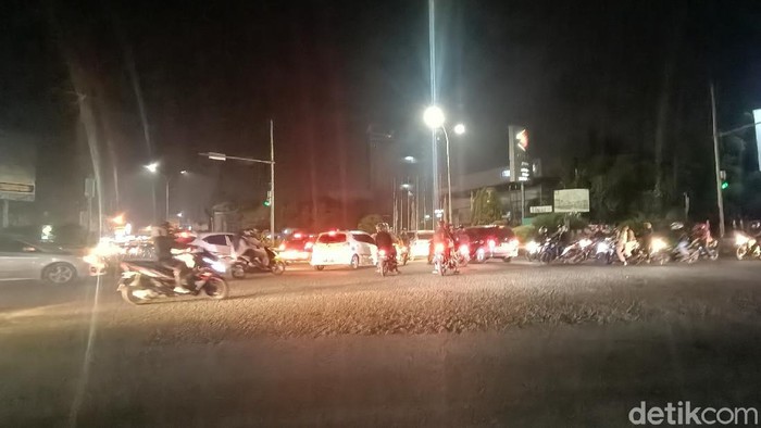 Pemudik di Karawang
