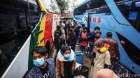 Baru-baru ini, pemerintah juga memperketat dan memperluas penerapan larangan mudik Lebaran 2021 dari tanggal 22 April hingga 24 Mei 2021. Aturan ini diteken pada Rabu (21/4).