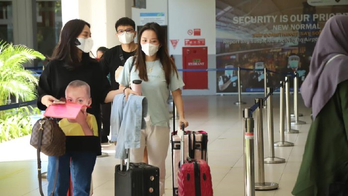 Ilustrasi penumpang di Bandara Ngurah Rai