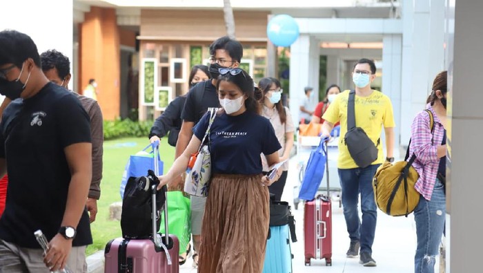 Ilustrasi penumpang di Bandara Ngurah Rai