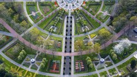 Tahun ini menjadi tahun kedua wisatawan tidak bisa menikmati indahnya tulip bermekaran secara langsung.  