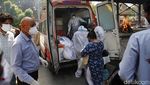 Potret Antrean Ambulans Pasien Corona di India