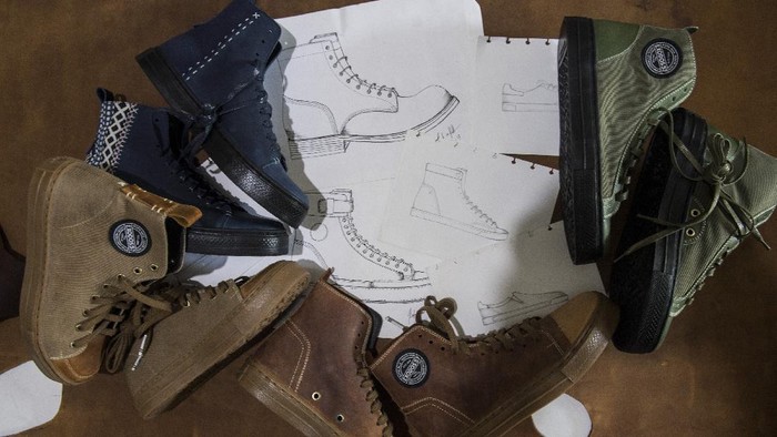 Siapa bilang Indonesia tidak punya produk sepatu keren. Saat ini, geliat produk lokal sedang berkembang pesat, salah satunya sneakers yang mulai bermunculan. Di antara brand-brand lokal itu ada nama Exodos57 yang menyita perhatian khalayak dengan desain yang unik dan berkarakter.