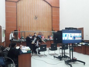 Sidang Kasus Penyerangan, Jaksa Tunjukkan Golok Anak Buah John Kei